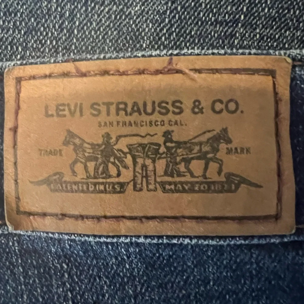 VintageLevi’s 515 Bootcut Jeans | Dark Wash Y2K Denim | Classic Levi’s | Sz 20‎ - Picture 6 of 9